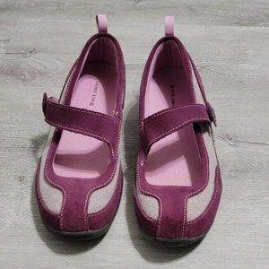 Lands' End Women's Size 7B Suede Casual Shoes